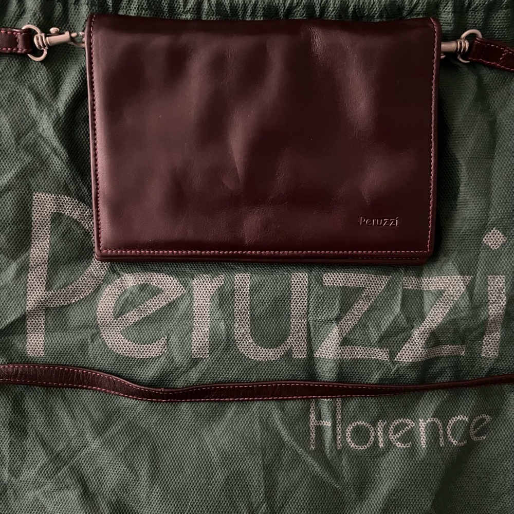 Peruzzi Genuine Leather Purse
